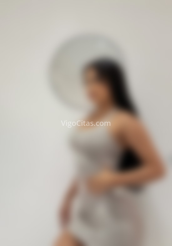 Katy, jovencita latina. 697708396. Citas en VIGO, VIGO. www.vigocitas.com.