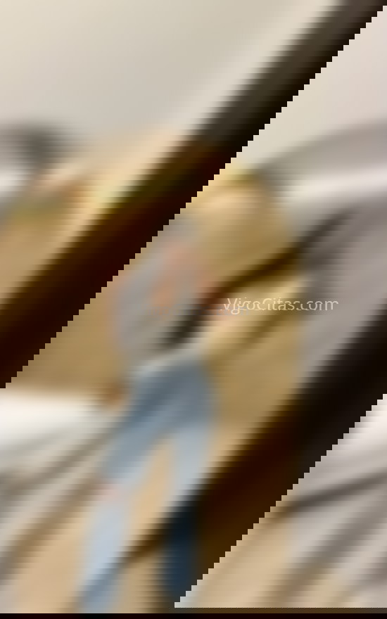 Katy, jovencita latina. 697708396. Citas en VIGO, VIGO. www.vigocitas.com.