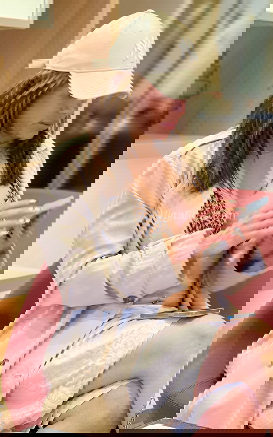 Luna, elegante colombiana. 613497433. Citas en VIGO, VIGO. www.vigocitas.com.