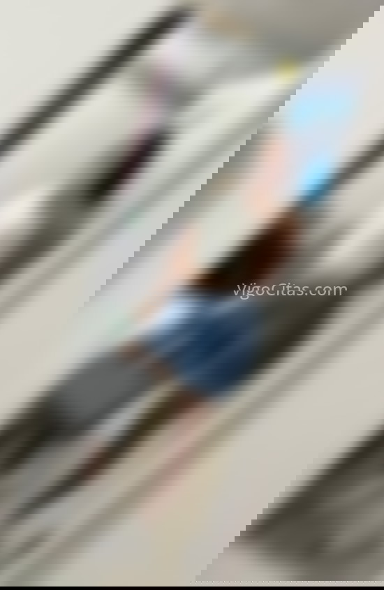 Andrea, latina dulce y cariñosa. 638137995. Citas en VIGO, VIGO. www.vigocitas.com.
