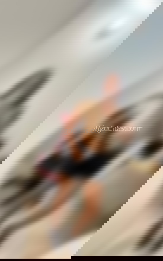 Andrea, latina dulce y cariñosa. 638137995. Citas en VIGO, VIGO. www.vigocitas.com.