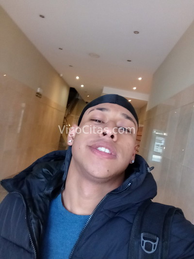 Venezolano recién llegado. 624928835. Citas en VIGO, VIGO. www.vigocitas.com.