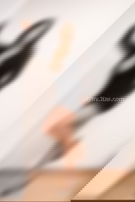Paola. chica brasileña soñadora. 607383834. Citas en VIGO, VIGO. www.vigocitas.com.