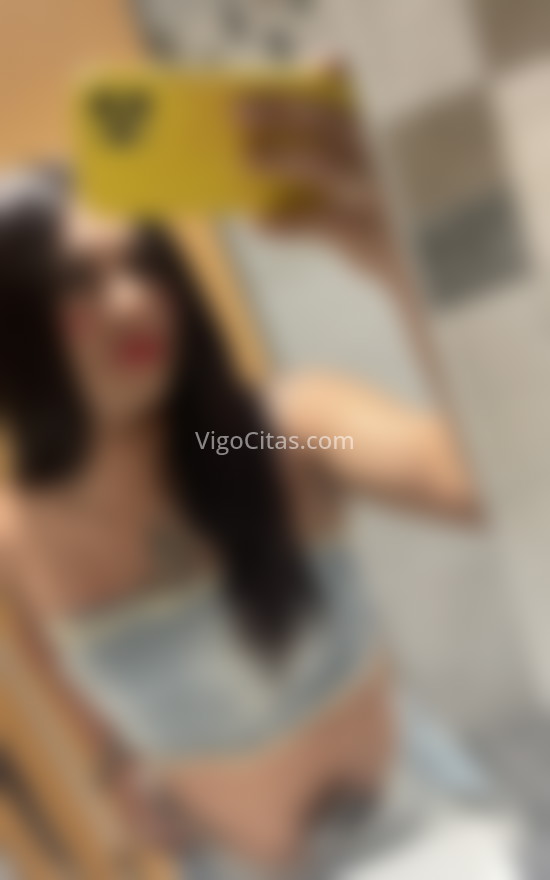Dayana, joven chica trans colombiana. 662002185. Citas en VIGO, VIGO. www.vigocitas.com.