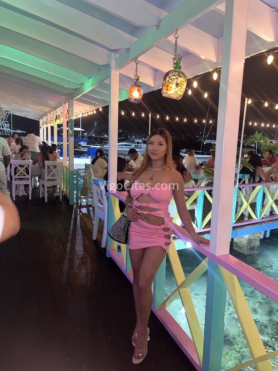 Dulce, colombiana 20 años. 613936172. Citas en VIGO, VIGO. www.vigocitas.com.