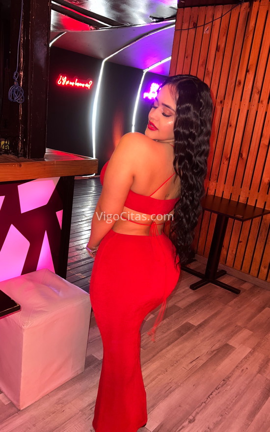 Amelia, fiestera a tope . 613161014. Citas en VIGO, VIGO. www.vigocitas.com.