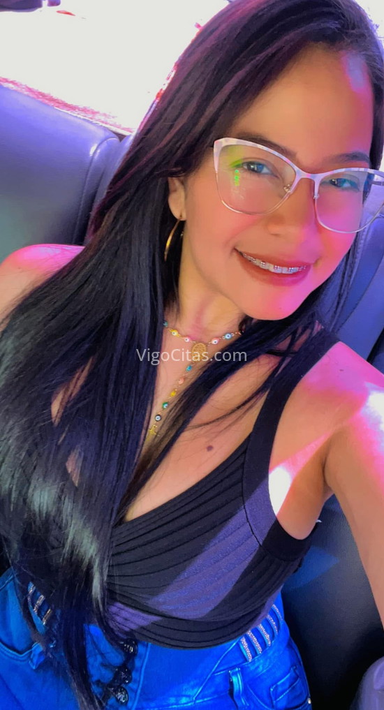 Camila, pelinegra venezolana . 603844707. Citas en VIGO, VIGO. www.vigocitas.com.