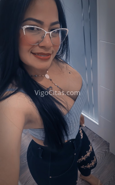 Camila, pelinegra venezolana . 603844707. Citas en VIGO, VIGO. www.vigocitas.com.